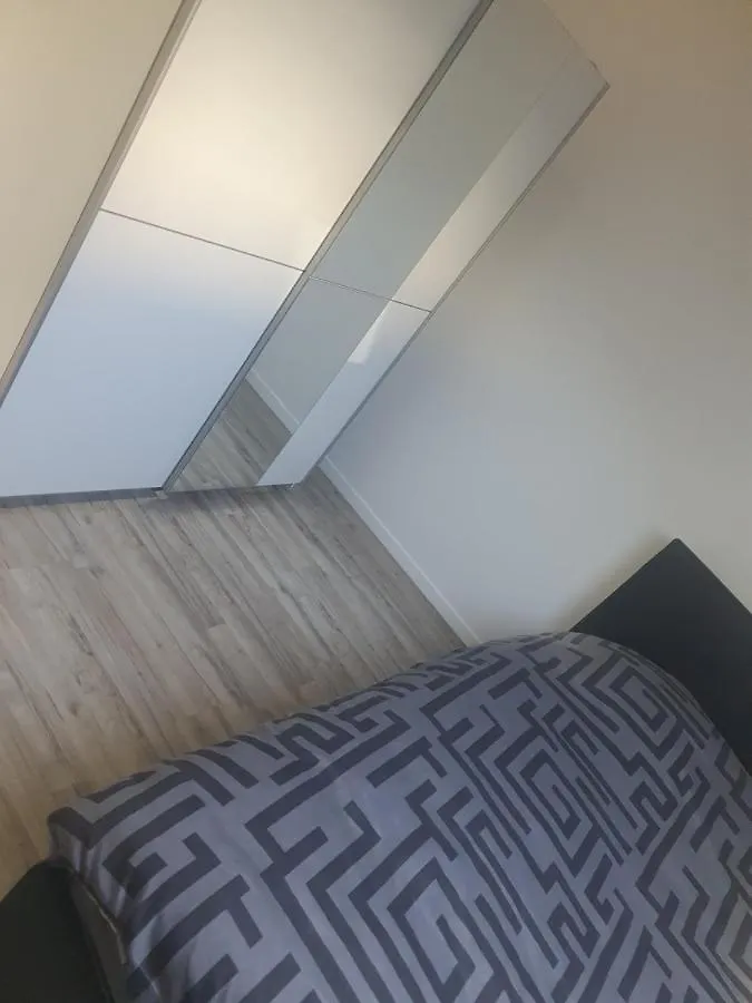 Appartement JoliT3 avec Clim NETFLIX et PRIME à Givors France
